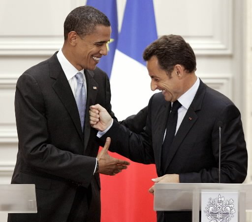 Sarkozy, la o mică bârfă cu Obama. Vezi ce şi-au spus de au scandalizat lumea