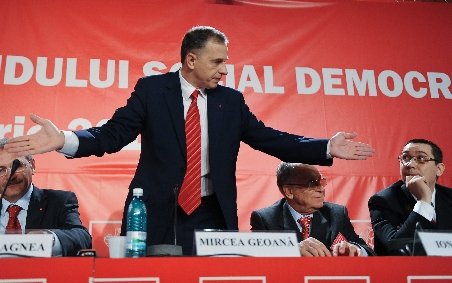 Surse: Geoană ar putea înfiinţa un partid dacă e exclus din PSD