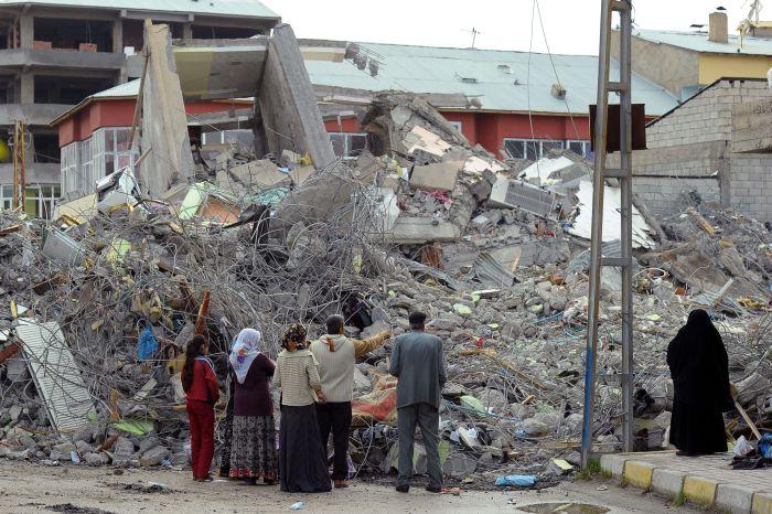 Turcia devastată de un nou cutremur. Şapte oameni au murit şi peste o sută au fost răniţi 115512