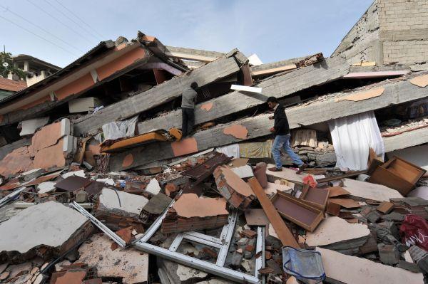 Turcia devastată de un nou cutremur. Şapte oameni au murit şi peste o sută au fost răniţi 115513