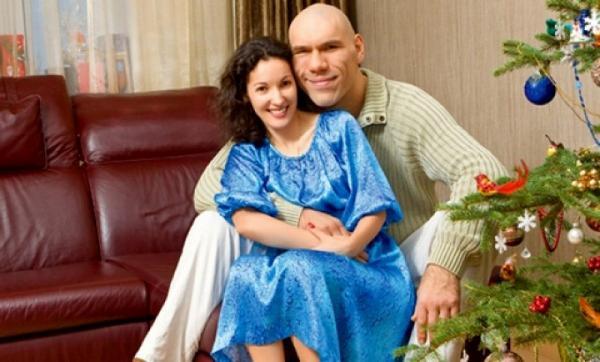 El un munte, ea, de-o şchioapă. Imaginează-ţi ce se întâmplă când fac sex 115686