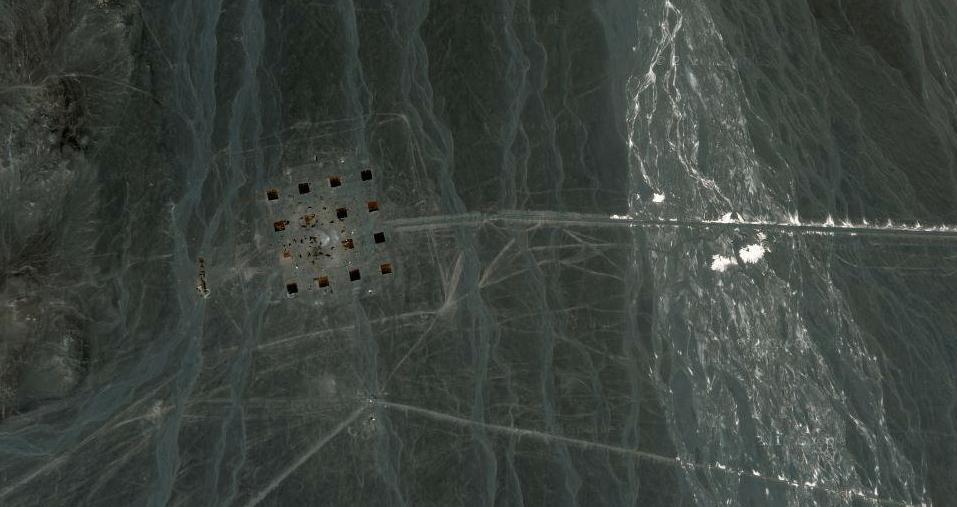 Secretul uriaş pe care îl pregăteşte China. Vezi structuri titanice surprinse în mijlocul deşertului 116016