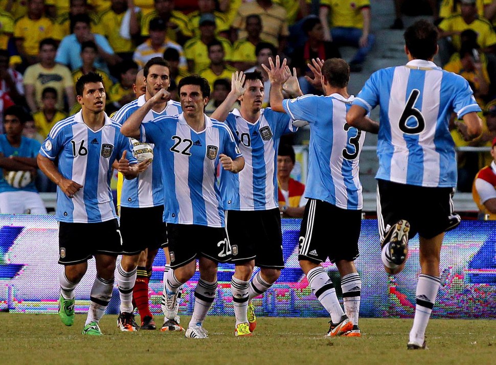 Argentina revine după ce este condusă la pauză şi câştigă în Columbia, în preliminariile CM 2014