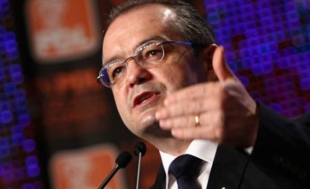 Boc, părtinitor: L-a condamnat pe fostul preşedinte CJ Argeş, dar îi plânge de milă lui Apostu