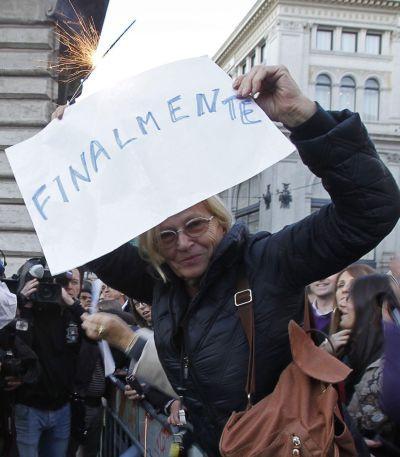 Ultima zi la conducerea Guvernului. Cum şi-a petrecut Berlusconi ultimele ore ca premier al Italiei 116374