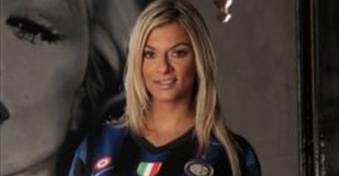 O vedetă porno din Cehia vrea să conducă un club de fotbal