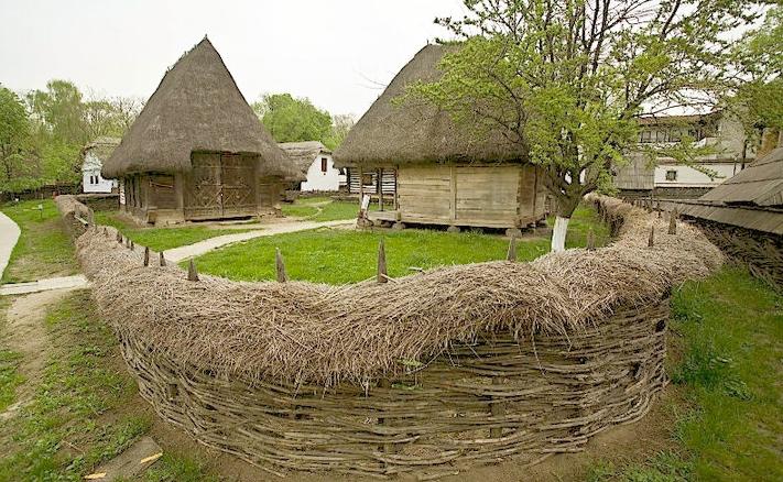 273 de locuri pe care trebuie să le vezi înainte să pleci din România. Merită ţara noastră o şansă? 117158