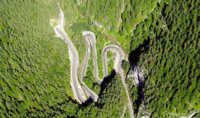 273 de locuri pe care trebuie să le vezi înainte să pleci din România. Merită ţara noastră o şansă? 117166