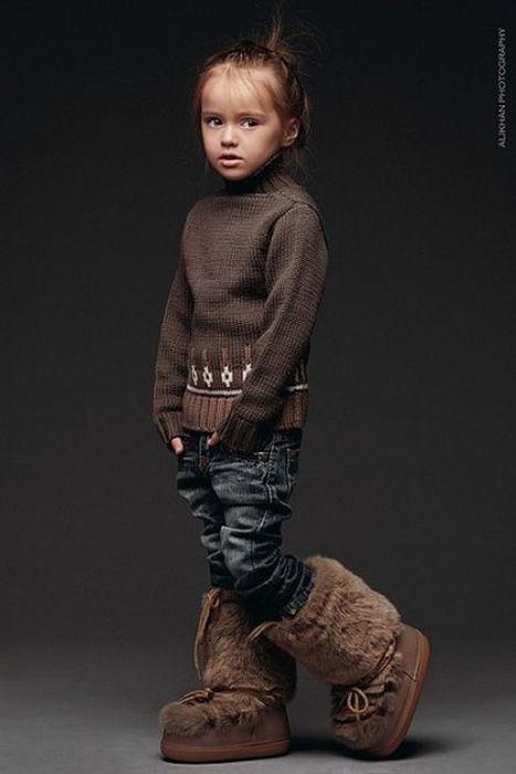 Chipul care a impresionat Rusia. Câţi ani credeţi că are acest model? 117249