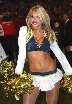 Acesta este secretul care stă în spatele celei mai mari pasiuni a bărbaţilor. Nu uita să respiri :) 117738