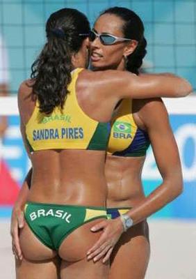 Acesta este secretul care stă în spatele celei mai mari pasiuni a bărbaţilor. Nu uita să respiri :) 117749