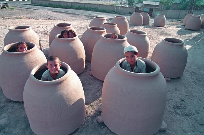 Fotografiile care i-au anunţat moartea. Oglinda unei societăţi care a condamnat-o la închisoare 117633