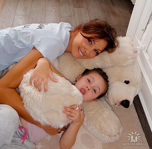 Nu-ţi vei da niciodată seama care-i mama şi care-i fata. Adevărul te va face să o doreşti 117645