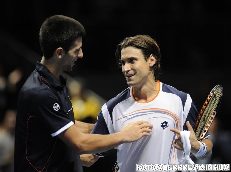 David Ferrer l-a învins pe Novak Djokovic şi s-a calificat în semifinalele Turneului Campionilor