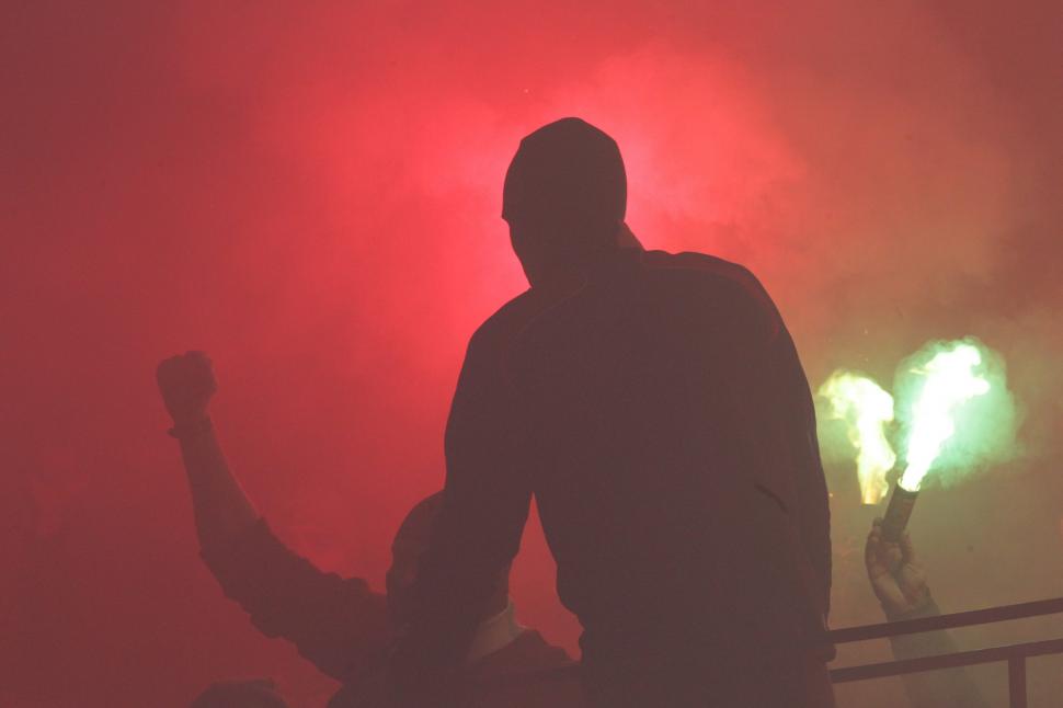 Meciul Zenit St. Petersburg - APOEL Nicosia, întrerupt 10 minute din cauza fanilor ruşi 117937