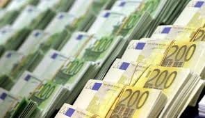 Lista bancilor care au dat Petrom imprumutul de aproape un miliard de euro