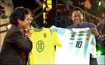 Maradona, după ce a aflat că Pele îl consideră pe Neymar mai bun decât Messi: „A greşit medicamentele”