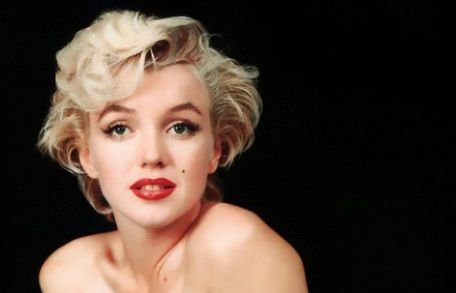 Poze de 100.000 de dolari cu Marilyn Monroe vor fi vândute într-o licitaţie