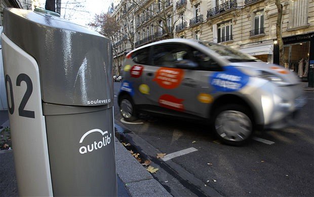 Program de car-sharing pentru mașini electrice, lansat la Paris