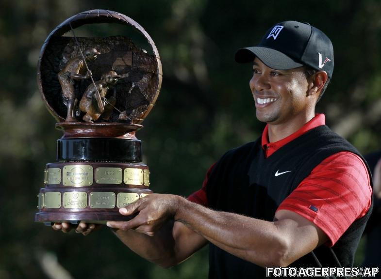 Tiger Woods a câştigat primul turneu după 749 de zile