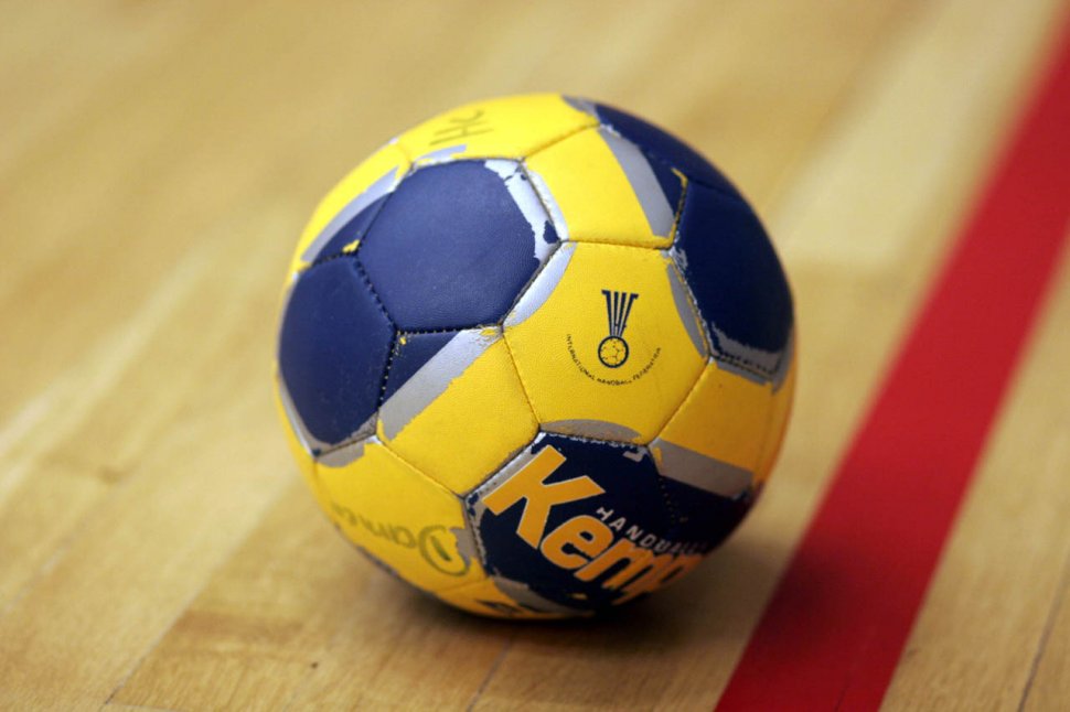 Echipele româneşti de handbal masculin şi-au aflat adversarele din cupele europene