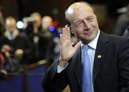 Băsescu a acceptat un nou tratat interguvernamental cu &quot;cei 17&quot; din zona euro. Ce prevede actul