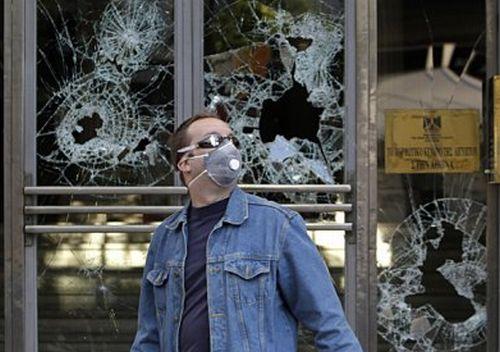 Români, printre primii la numărul de ore lucrate săptămânal. N-o să-ţi vină să crezi ce stat se află pe locul întâi! 120588