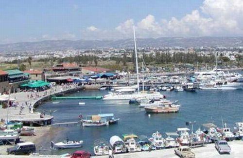 Români, printre primii la numărul de ore lucrate săptămânal. N-o să-ţi vină să crezi ce stat se află pe locul întâi! 120594