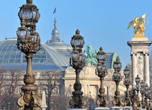 Români, printre primii la numărul de ore lucrate săptămânal. N-o să-ţi vină să crezi ce stat se află pe locul întâi! 120605