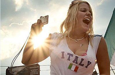 Români, printre primii la numărul de ore lucrate săptămânal. N-o să-ţi vină să crezi ce stat se află pe locul întâi! 120607