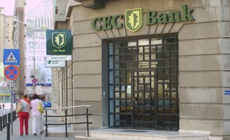 CEC Bank a blocat mai multe carduri pentru a proteja clienţii 