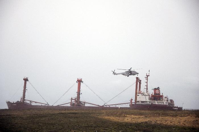 O furtună puternică a lăsat 400.000 de locuinţe fără electricitate în vestul Franţei 121795