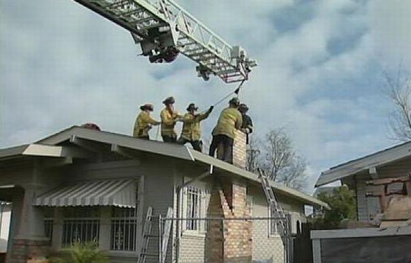  S-a crezut Moş Crăciun! Cum a reuşit un american să rămână blocat pe hornul casei 121788