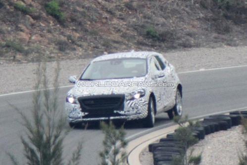 Volvo V40 2012 - prima imagine teaser a concurentului BMW Seria1 122171