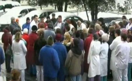 Grevă spontană la Spitalul Judeţean din Piatra Neamţ: Mai mulţi doctori vor să demisioneze