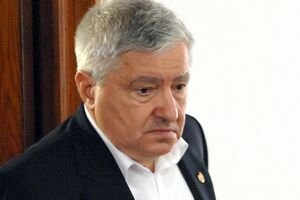 Senatorul Şerban Mihăilescu, condamnat la un an de închisoare cu suspendare