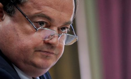 Vasile Blaga rămâne preşedintele Senatului. CC a respins contestaţiile depuse de PSD şi Mircea Geoană