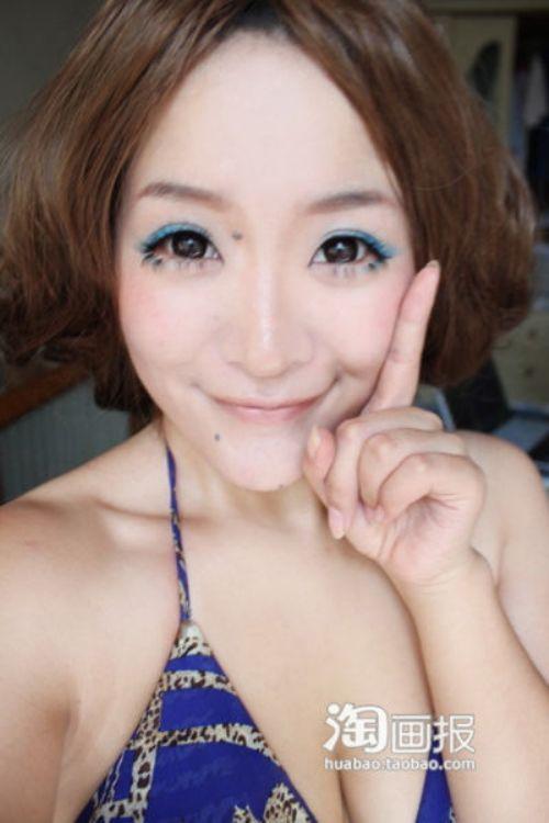 Nu-ţi va veni să crezi că este aceeaşi persoană. Vezi cum arată ÎNAINTE de machiaj 122621