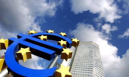 Cum încearcă Banca Centrală Europeană să reducă presiunea asupra instituţiilor din zona euro