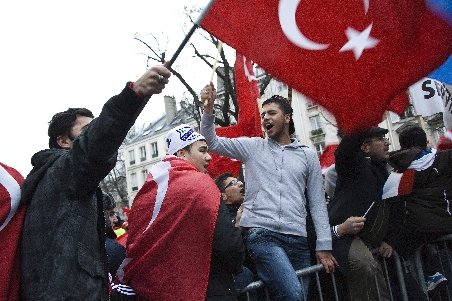 Tensiuni diplomatice între Turcia şi Franţa după votarea condamnării genocidului armean