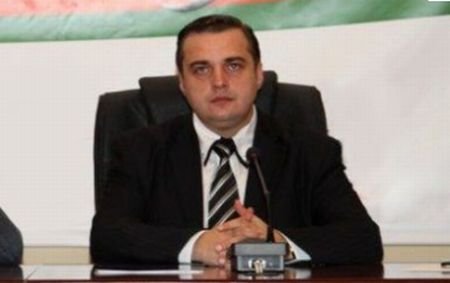 Prefectul judeţului Hunedoara, Dezsi Attila, numit în funcţia de secretar general al Guvernului