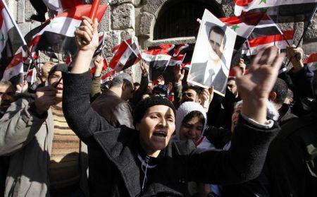 Manifestanţii pentru democraţie din Siria, atacaţi cu tunuri şi mitraliere. 37 de oameni au murit numai ieri 123368