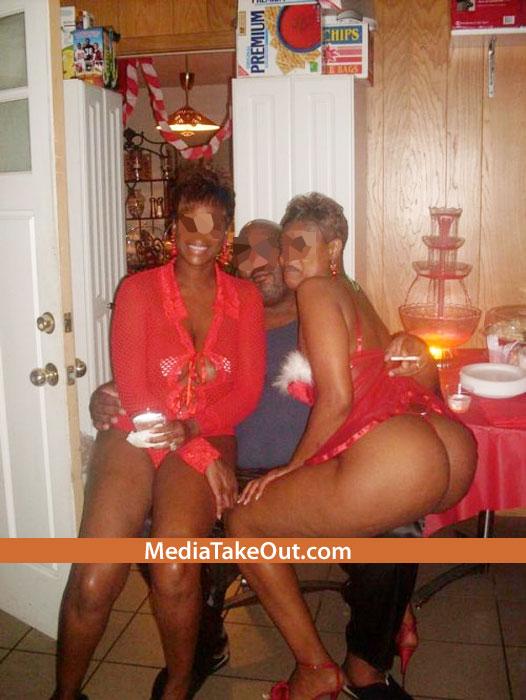 Scandal URIAŞ în lumea creştină! Un pastor, fotografiat cu trei femei goale în pat 123359