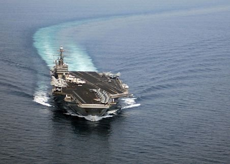Iranul avertizează SUA o singură dată să nu mai trimită portavioane în Golful Persic. Apoi vor trece la fapte