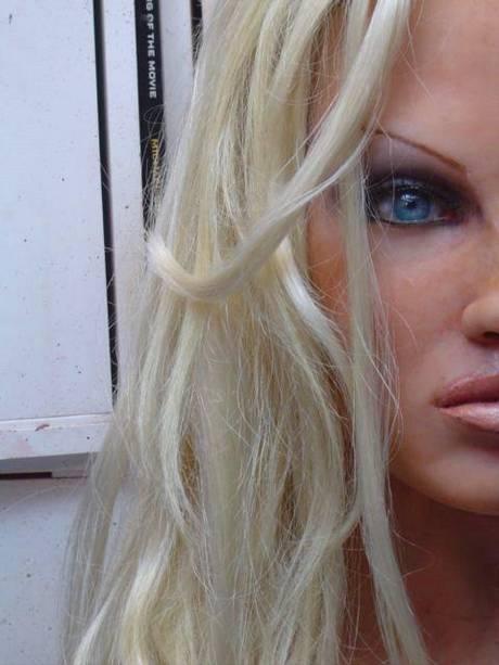 Uite cum a ajuns să arate una din cele mai sexy femei ale planetei. GALERIE FOTO cu transformarea 124972