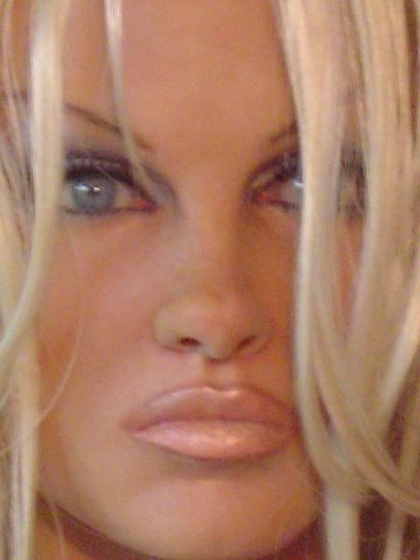 Uite cum a ajuns să arate una din cele mai sexy femei ale planetei. GALERIE FOTO cu transformarea 124973