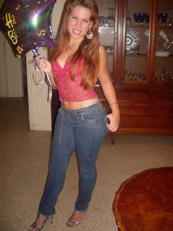 Nu le poţi avea pe toate. Are un corp demenţial, păcat de faţă... GALERIE FOTO  125502