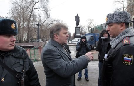 Lider al opoziţiei din Rusia, reţinut în timpul unui miting