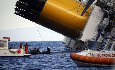 Croazieră de coşmar: Bilanţul naufragiului vasului Costa Concordia a ajuns la şase morţi