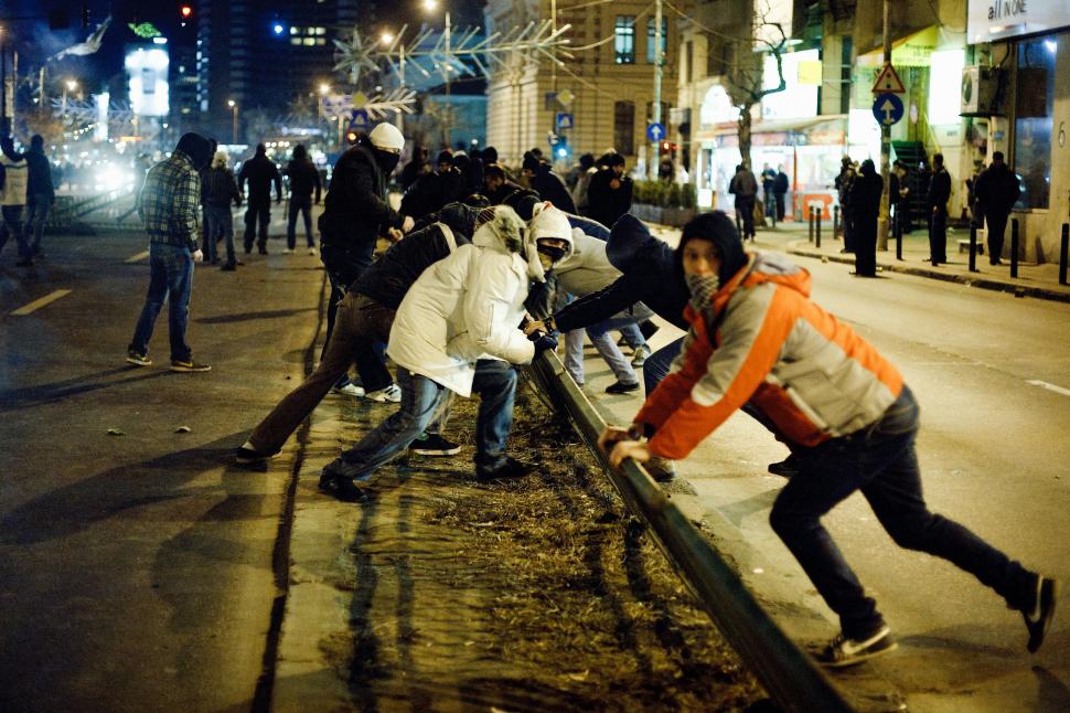 Suporter dinamovist: Noi protestăm faţă de Legea 4. Nu avem nimic cu Arafat, nici măcar cu jandarmii 126251